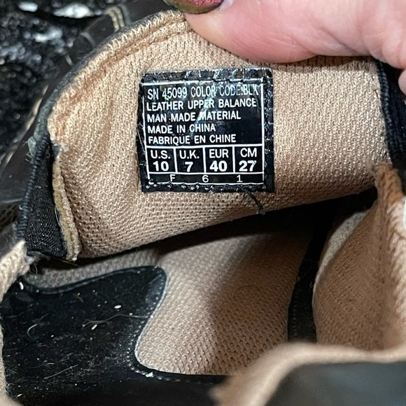 Sketchers size 10 Black loafer slip ons - Picture 6 of 6